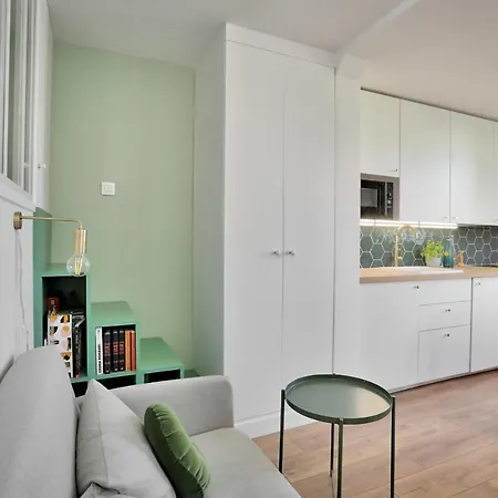 Charming Bright Studio Near The Batignolles Apartament