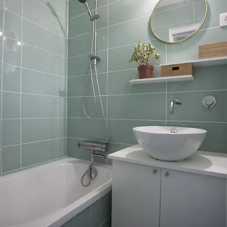 Apartament Charming Bright Studio Near The Batignolles