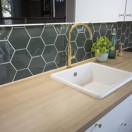 Apartament Charming Bright Studio Near The Batignolles Paryż
